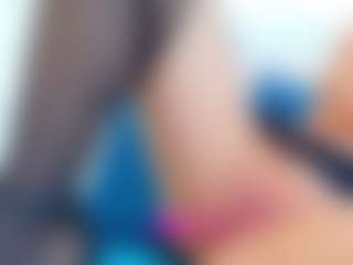 Karissia's Live Sex Cam Show