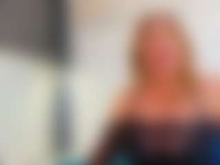 Karissia's Live Sex Cam Show