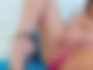 Karissia's Live Sex Cam Show