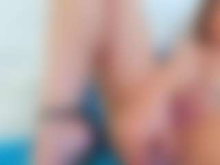 Karissia's Live Sex Cam Show