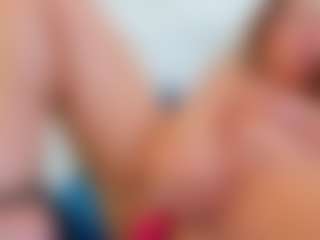 Live cam show with Karissia - Cum Mature on Camsoda