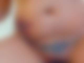 Karissia's Live Sex Cam Show
