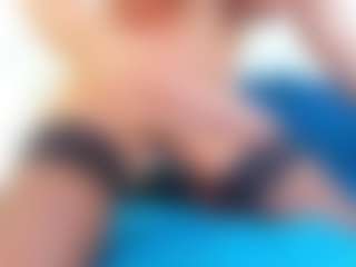 Karissia's Live Sex Cam Show
