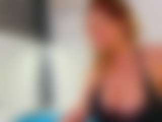 Karissia's Live Sex Cam Show