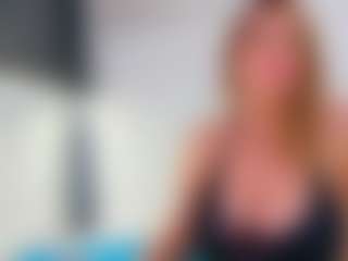 Karissia's Live Sex Cam Show