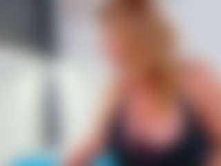 Karissia's Live Sex Cam Show
