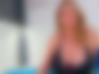Karissia's Live Sex Cam Show