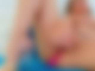 Karissia's Live Sex Cam Show