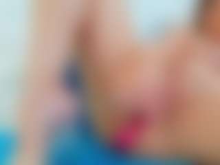 Karissia's Live Sex Cam Show