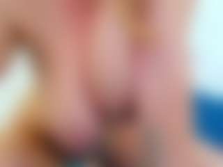 Karissia's Live Sex Cam Show