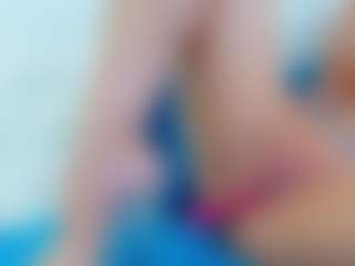 Karissia's Live Sex Cam Show