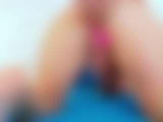 Karissia's Live Sex Cam Show