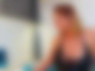 Karissia's Live Sex Cam Show