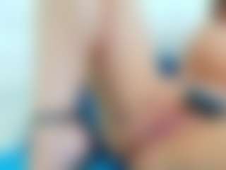 Live cam show with Karissia - Blonde Hair Amateur on Camsoda