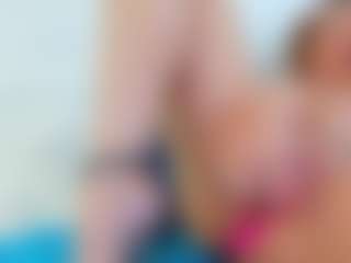 Karissia's Live Sex Cam Show
