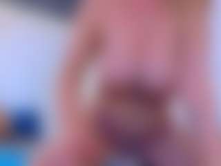 Karissia's Live Sex Cam Show
