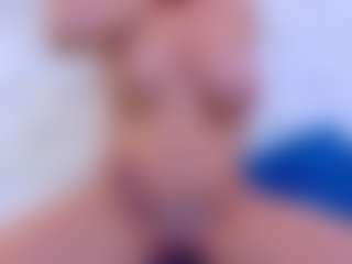 Karissia's Live Sex Cam Show