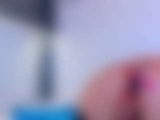 Karissia's Live Sex Cam Show