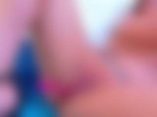 Live cam show with Karissia - Tease Mature on fuck-show.com