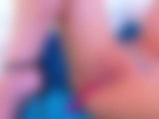 Live cam show with Karissia - Blonde Hair Big Tits on TeamSkeetLive