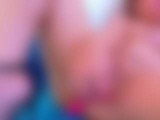 Karissia's Live Sex Cam Show