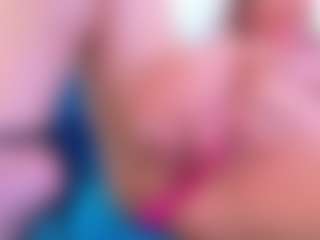 Live cam show with Karissia - Cum Mature on Pornisteam.com