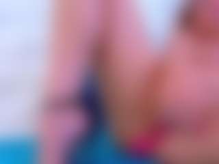 Live cam show with Karissia - BBW Mature on Fit Hotties