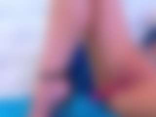 Live cam show with Karissia - Mature MILF on anonymated.com