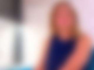 Live cam show with Karissia - Blonde Hair Cum on Latina Girls