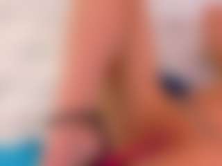 Live cam show with Karissia - Dildo Mature on makecum.org