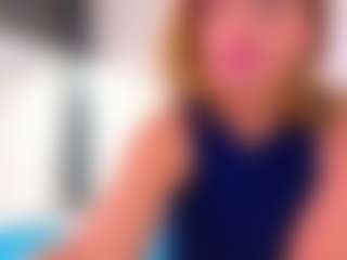Live cam show with Karissia - Amateur Big Tits on PervPlay.com
