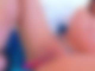Karissia's Live Sex Cam Show
