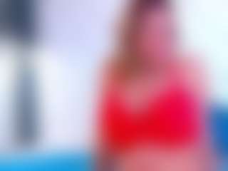 Live cam show with Karissia - Strip on Camsoda