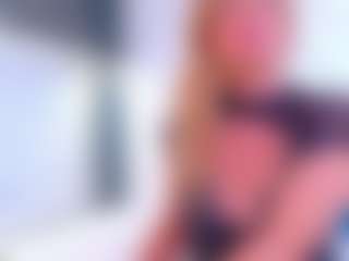 Karissia's Live Sex Cam Show