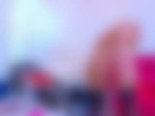 Live cam show with Karissia - Toys Middle Aged on eurowanks.com