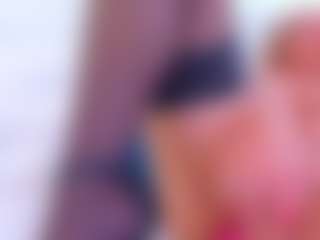 Live cam show with Karissia - Public Big Tits on Instabang