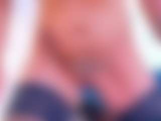 Live cam show with Karissia - Middle Aged on 1on1-livenow
