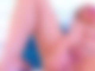 Live cam show with Karissia - Squirt Mature on Camsoda