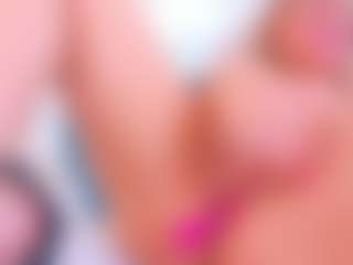Karissia's Live Sex Cam Show