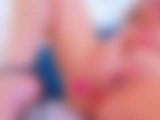 Karissia's Live Sex Cam Show