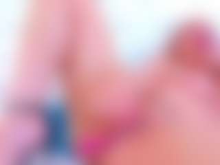 Live cam show with Karissia - Blonde Hair Middle Aged on Soda Cam