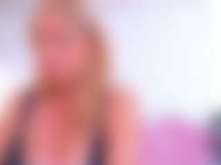 Live cam show with Karissia - Middle Aged on Camsoda
