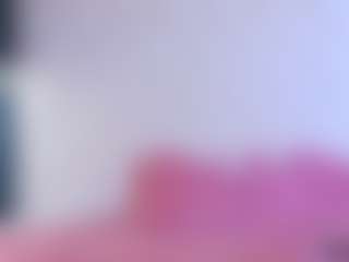 Live cam show with Karissia - Middle Aged on Camsoda