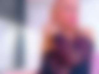 Live cam show with Karissia - Tittyfuck on Hubzter Live