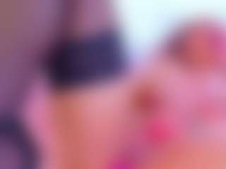 Karissia's Live Sex Cam Show