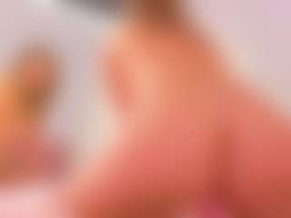 Live cam show with Karissia - Public on live.xbliss.ai