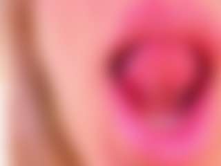 Karissia's Live Sex Cam Show