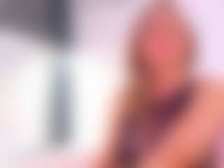 Live cam show with Karissia - Public on Camsoda