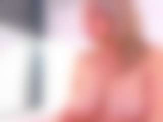 Karissia's Live Sex Cam Show