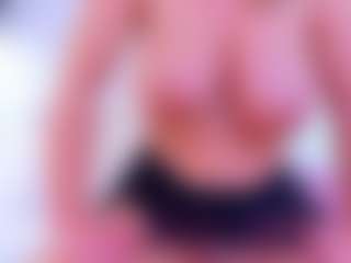 Karissia's Live Sex Cam Show